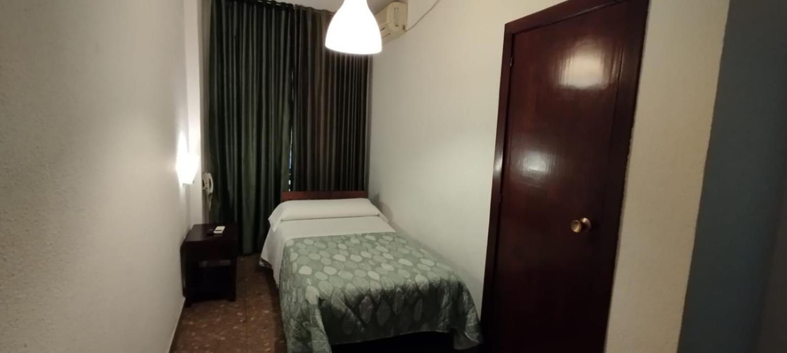 Hostal Ronda Κόρδοβα Εξωτερικό φωτογραφία