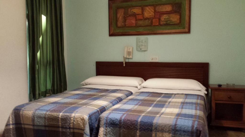 Hostal Ronda Κόρδοβα Εξωτερικό φωτογραφία
